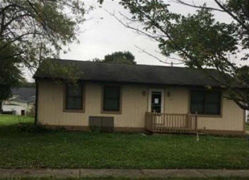 115 E SOUTH RAILROAD ST, Remington, IN 47977