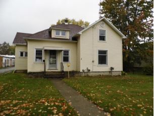 126 S Monroe St, Blissfield, MI 49228