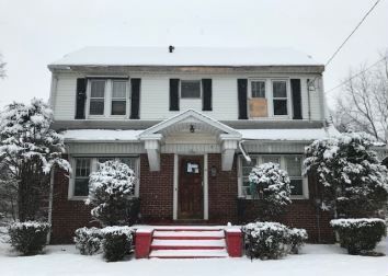 811 Saint James Ave, Springfield, MA 01104