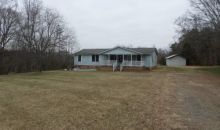 164 Sandy Creek Ln Pilot Mountain, NC 27041