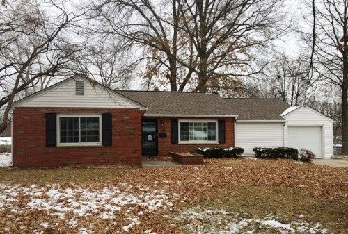 922 Moreland Dr, Belleville, IL 62223