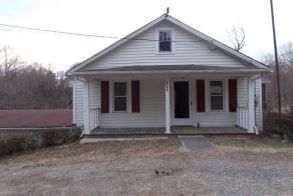 2345 Bassett Height, Bassett, VA 24055