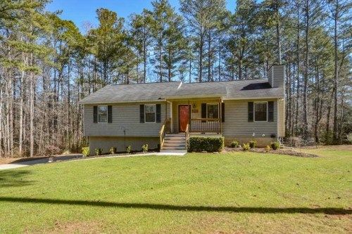 5644 Riding Woods Dr, Powder Springs, GA 30127