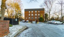 195 S Middle Neck Rd Unit 1G Great Neck, NY 11021