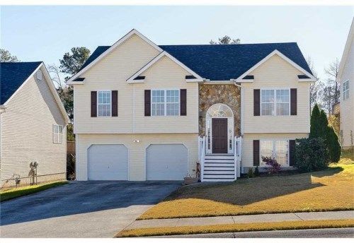 32 Moreland Circle, Hiram, GA 30141