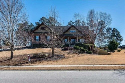 5712 Boulder Ridge Ct, Flowery Branch, GA 30542