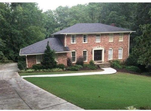 1409 Holly Bank Circle, Atlanta, GA 30338