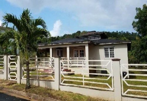 Lot 7 Sector Ortiz Barrio Pina, Toa Alta, PR 00953