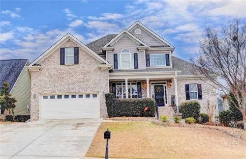 262 Blue Creek Ln, Loganville, GA 30052