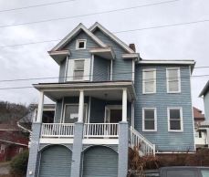 250 W 8th Ave, Tarentum, PA 15084