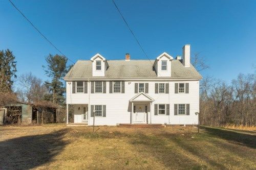 47 Chesterfield Jacobst Rd, Wrightstown, NJ 08562