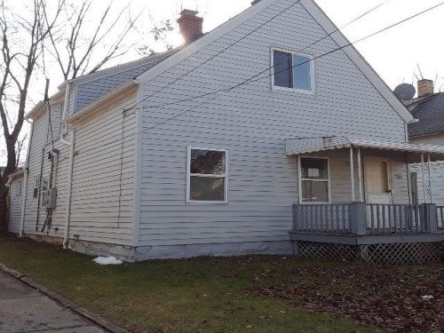 3305 Roanoke Ave, Cleveland, OH 44109