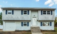 6 Lydia Pl Port Monmouth, NJ 07758