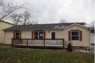 310 Essex Rd, Vermilion, OH 44089