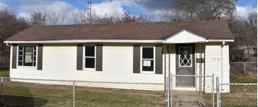 1014 10th St W, Connersville, IN 47331