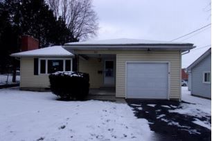 330 Eisenhower Ave, Marion, OH 43302