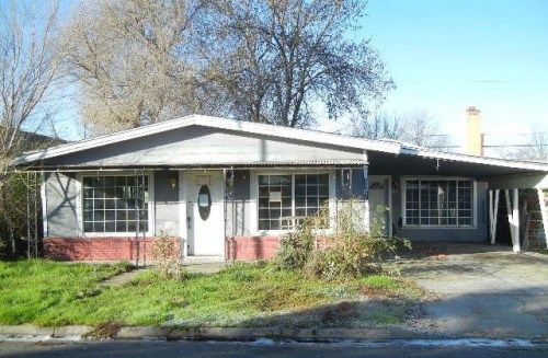 537 Mary St, Medford, OR 97504