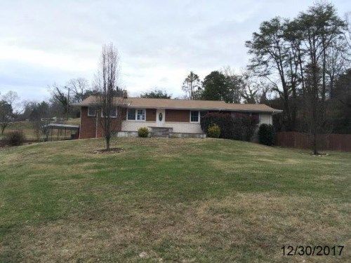 302 Hickory St, Clinton, TN 37716