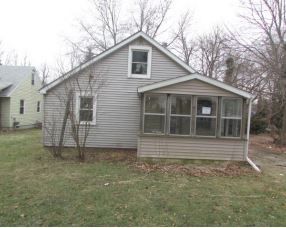 422 Kennedy, Grand Ledge, MI 48837