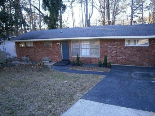 1062 Casa Dr, Clarkston, GA 30021