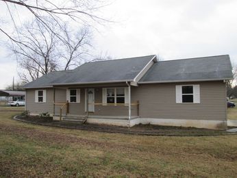 105 County Rd 522, Etowah, TN 37331