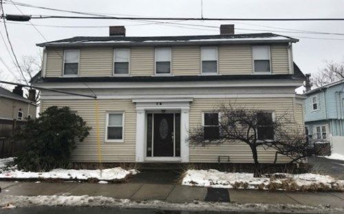 75r Wallis St Unit B, Peabody, MA 01960