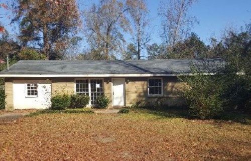 3741 Lindsey Dr, Macon, GA 31206