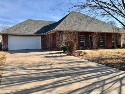 4 Katie Ct, Lavaca, AR 72941