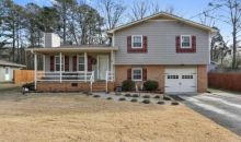 4452 Adams Circle Acworth, GA 30101