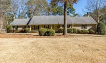 3306 Hidden Forest Dr Snellville, GA 30078