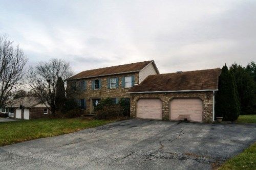 1038 Woodridge Rd, Red Lion, PA 17356