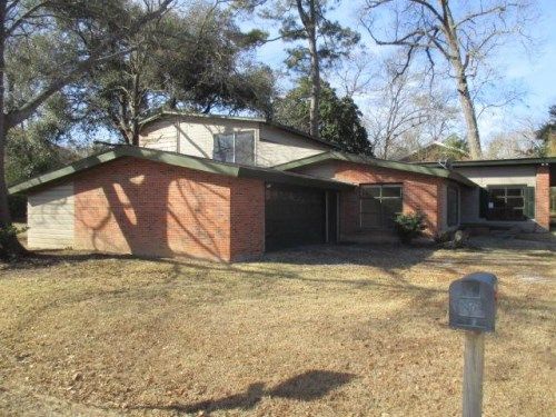 1640 Gladney Dr, Bastrop, LA 71220