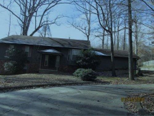 42 Holiday Hills Dr, Helena, AR 72342