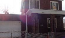 906 Spring St Braddock, PA 15104