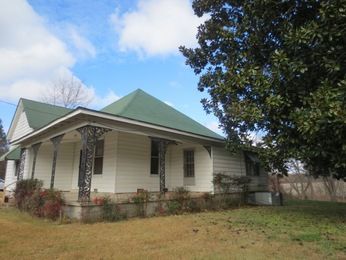 236 Graves Ave, Henning, TN 38041