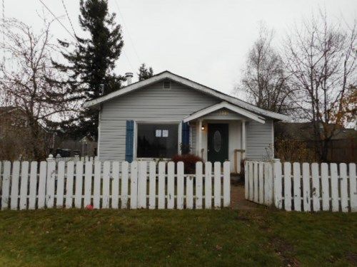 2919 Division St, Enumclaw, WA 98022