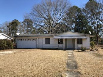 405 5th Ave, Atmore, AL 36502