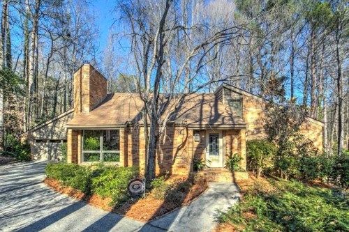 595 Idlewood Dr, Atlanta, GA 30327