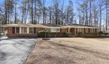 2719 Fairoaks Dr Decatur, GA 30033