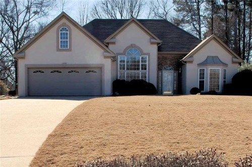 9626 Fox Hunt Circle W, Douglasville, GA 30135