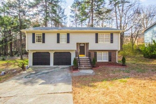 5775 Lanny Ln, Lithonia, GA 30058