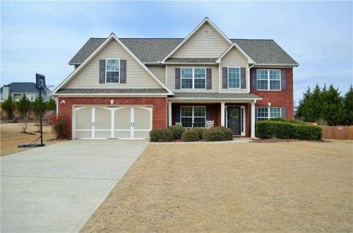 211 Millstone Trl, Jefferson, GA 30549