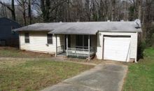 854 Cascade Dr Forest Park, GA 30297