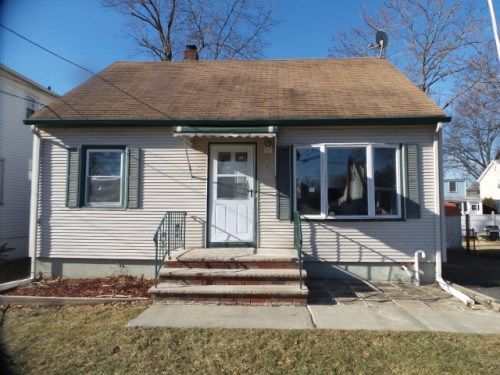 444 Amsterdam Ave, Roselle Park, NJ 07204