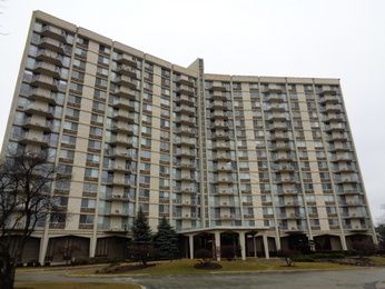 40 N Tower Rd Unit 16n, Oak Brook, IL 60523