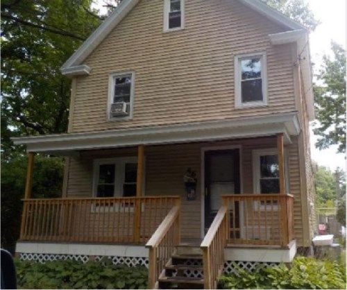 46 Roland Pl, Schenectady, NY 12304