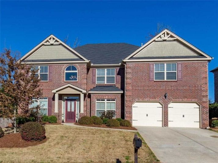 6232 Brookridge Dr, Flowery Branch, GA 30542