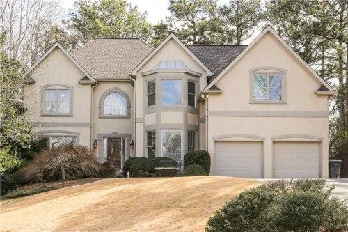 952 Glenverness Dr, Marietta, GA 30068