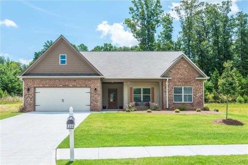 1209 Windstone Dr, Winder, GA 30680