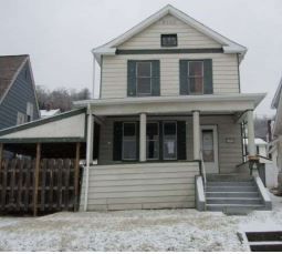 1209 Indiana St, Martins Ferry, OH 43935